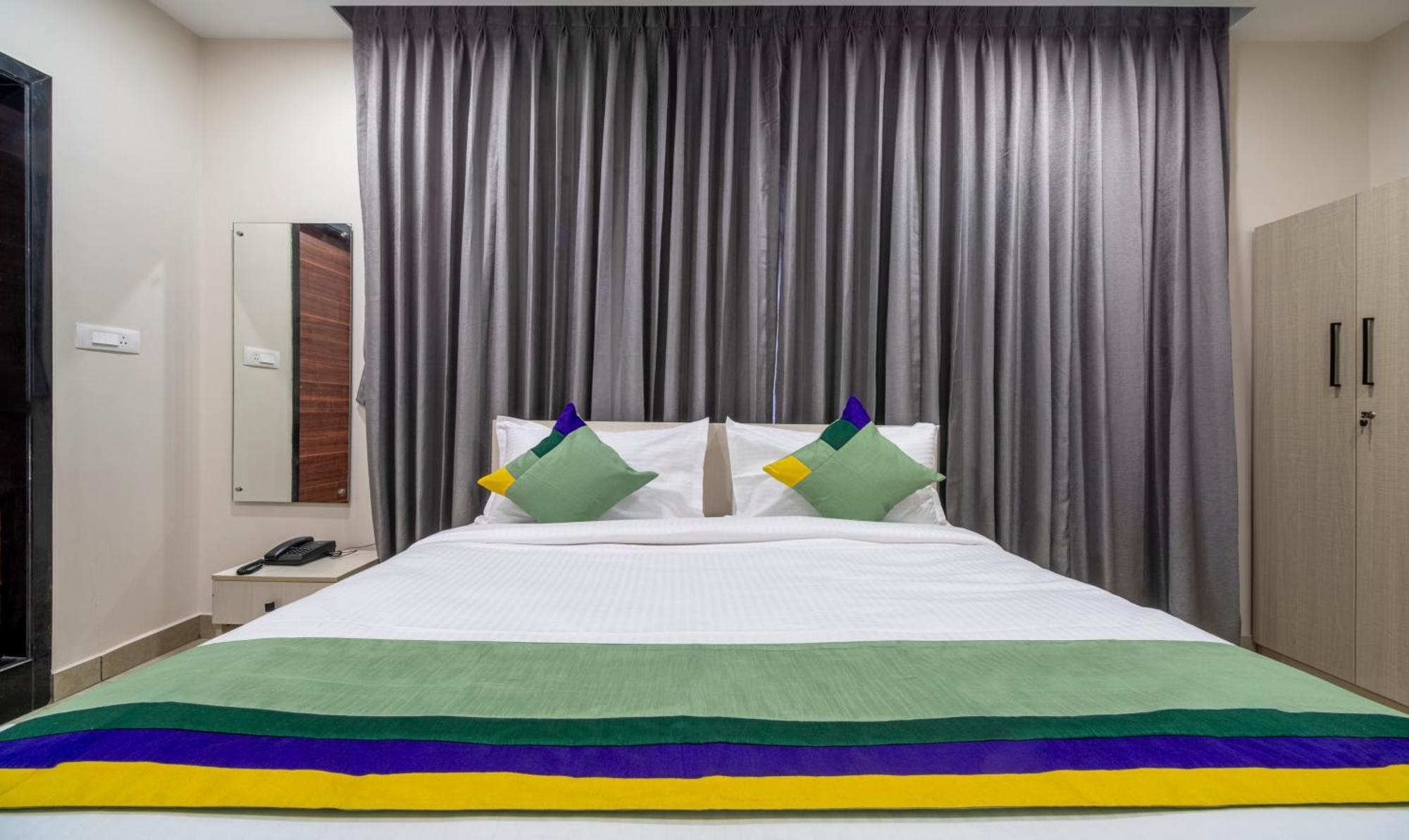 Treebo Sea Heights Hotel Kakinada Exterior photo