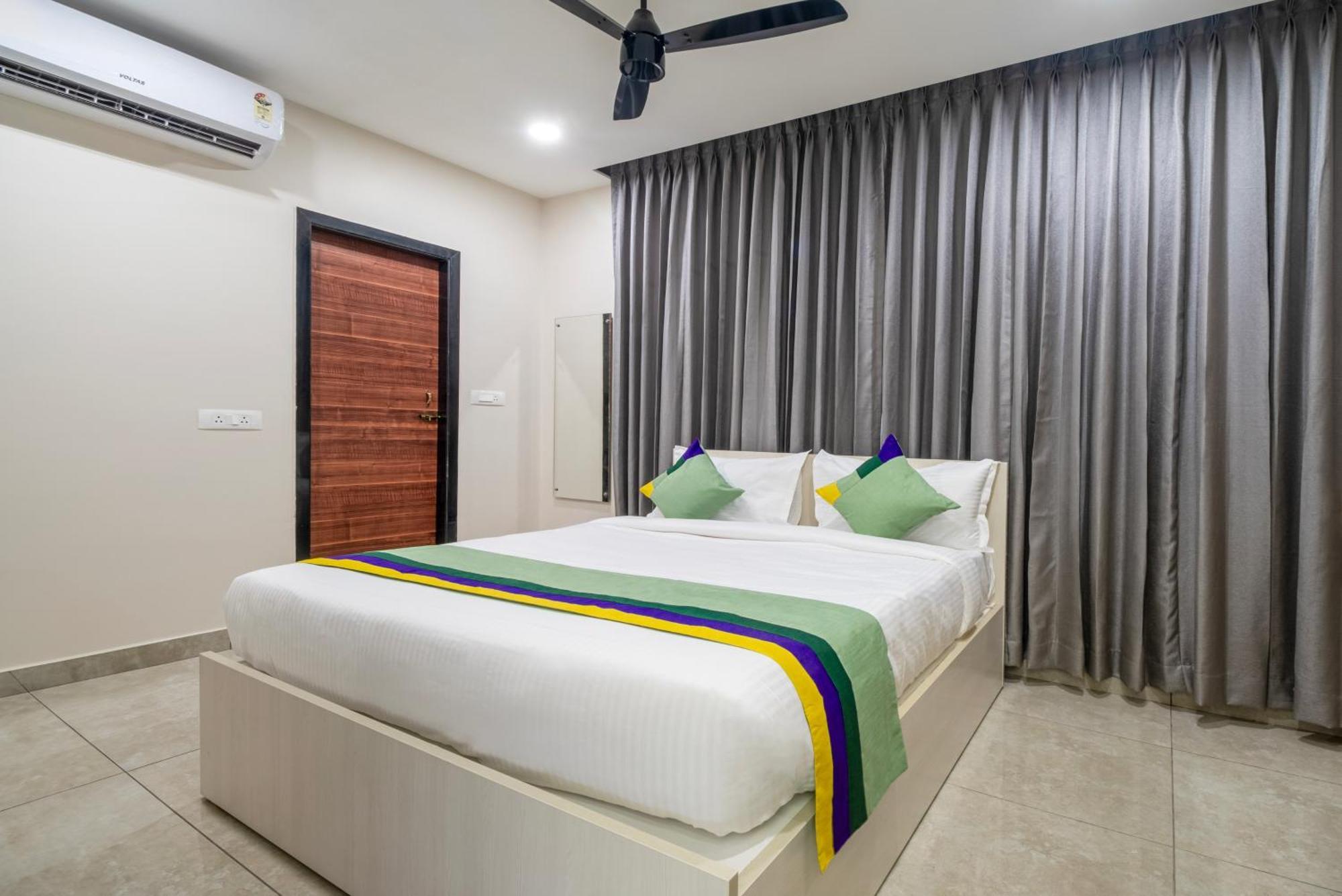 Treebo Sea Heights Hotel Kakinada Exterior photo
